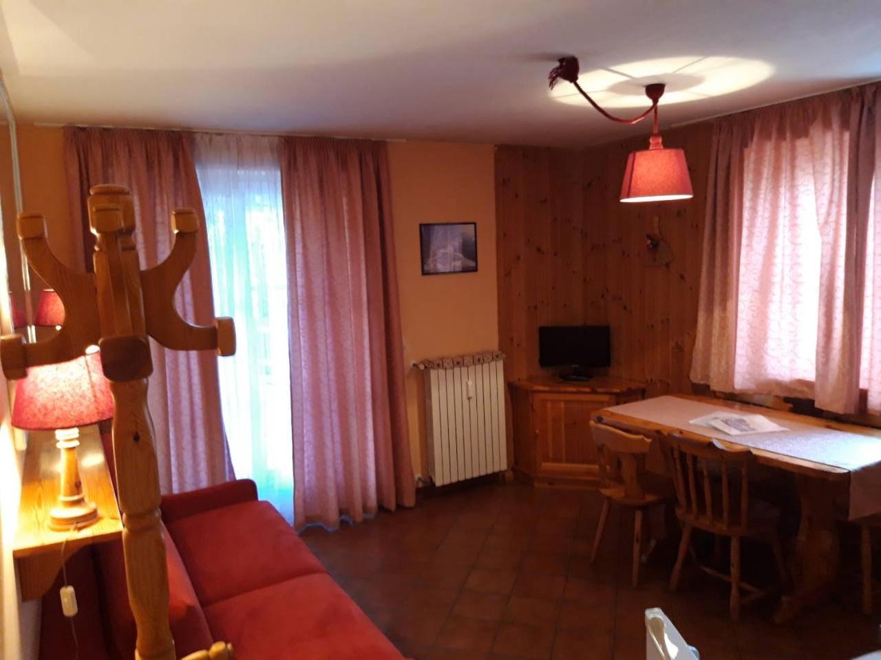 Aparthotel Residenze Sonnenschein Casa Rosa Villabassa Esterno foto